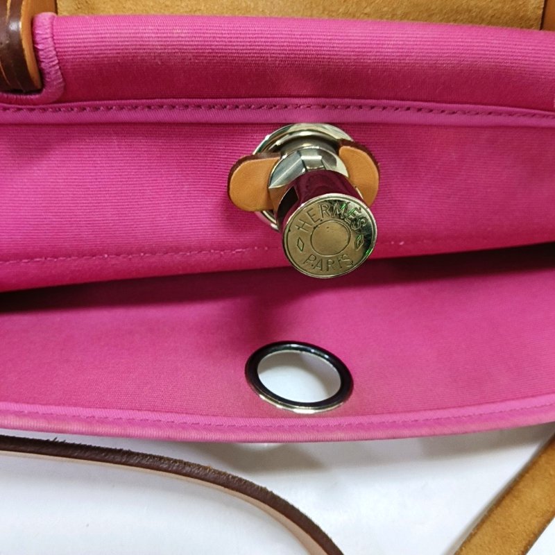 HERMÈS Herbag 31奶昔粉帆布肩背包手提包 銀色五金 可拆卸肩帶-8