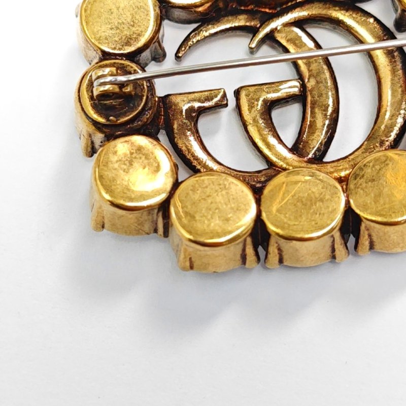 GUCCI GG Running 金色合金水晶鑲嵌雙G胸針-3