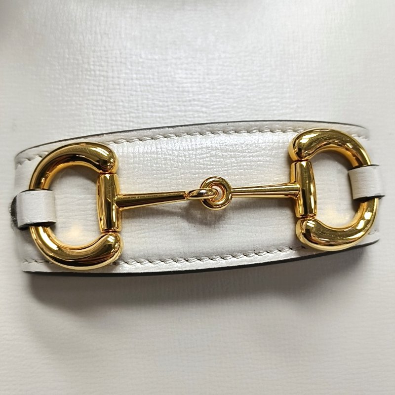 GUCCI Horsebit 1955 小號 白色牛皮馬銜扣 肩背包-11
