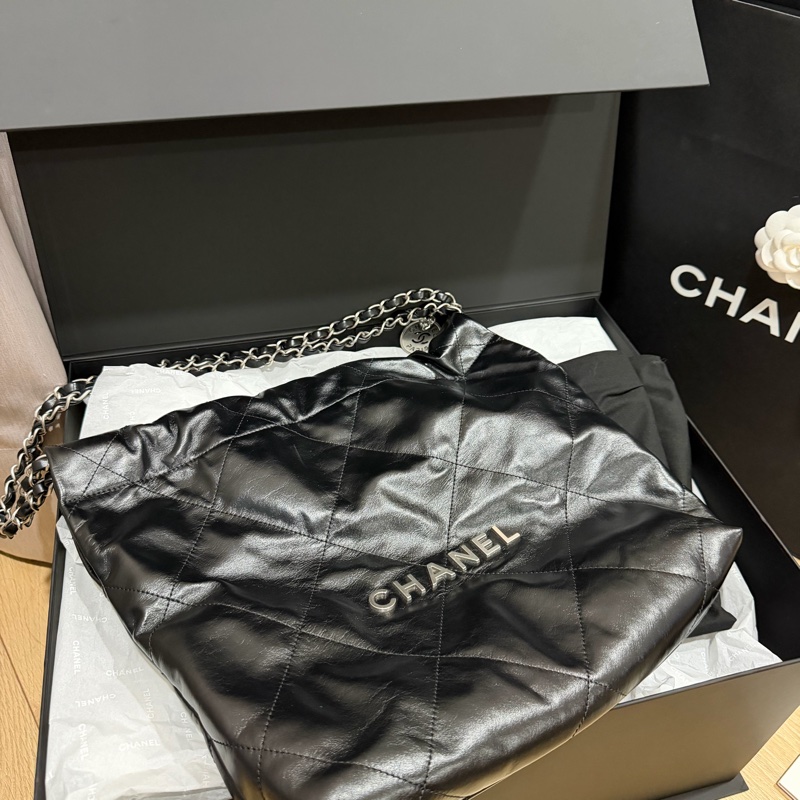 全網最低 Chanel 22bag 黑銀 小號-1