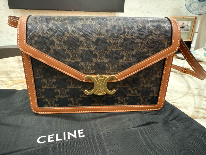 Celine (大款)經典老花信封包 Enveloppe Thriompe WOC包 肩背包-2