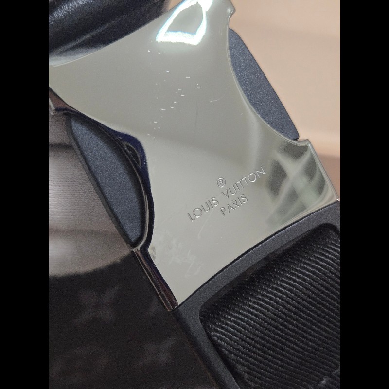 LV Discovery 黑色老花 腰包 胸口包 🈶購證盒裝防塵-21