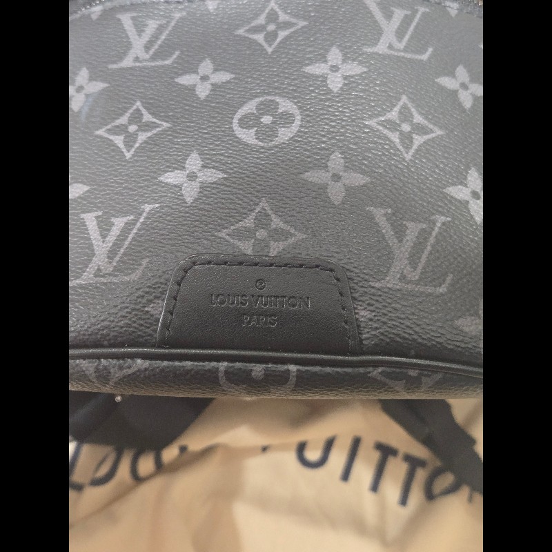 LV Discovery 黑色老花 腰包 胸口包 🈶購證盒裝防塵-18