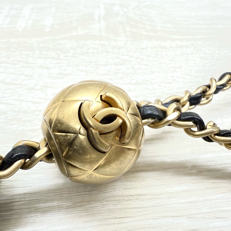 CHANEL黑金菱格羊皮金球方胖AS1786-13