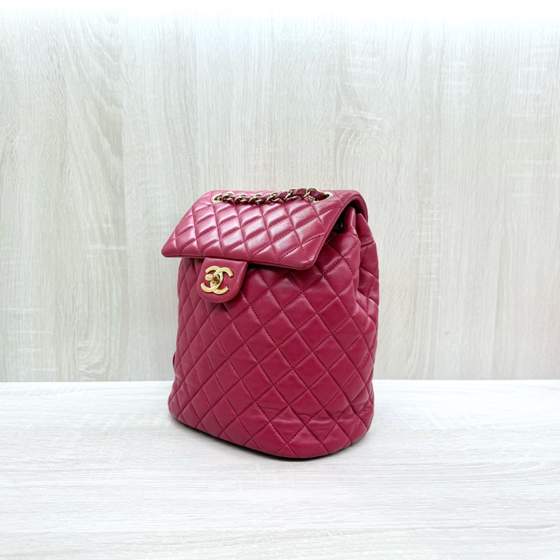 CHANEL紅色菱格紋羊皮金釦雙肩後背包-2