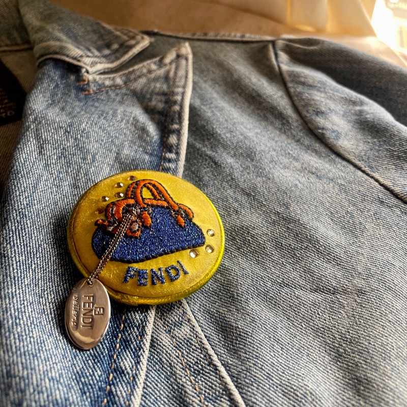 Fendi 胸針/別針🧷適用包➰衣服➰帽子➰圍巾 💫加分配飾🧷正品🧷vintage-3