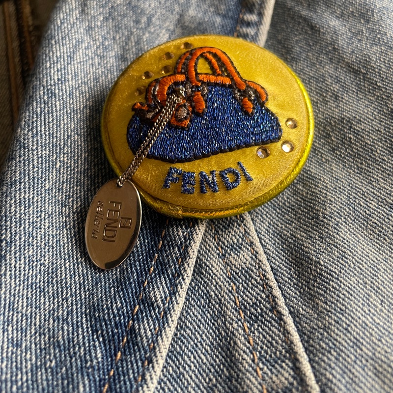 Fendi 胸針/別針🧷適用包➰衣服➰帽子➰圍巾 💫加分配飾🧷正品🧷vintage-8