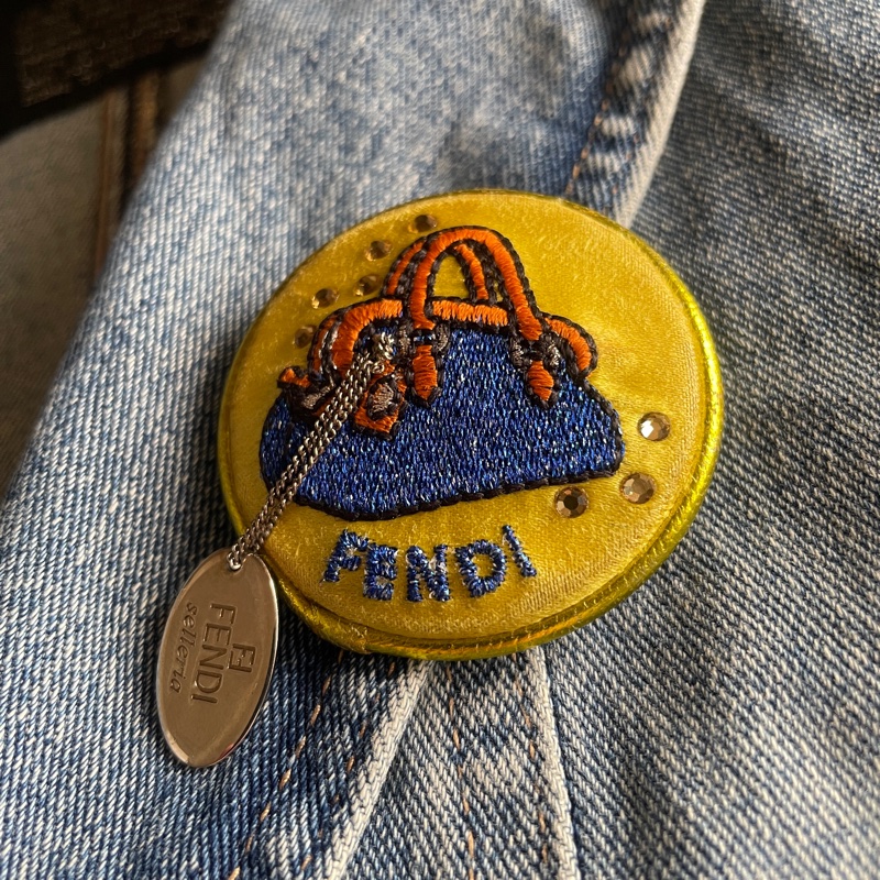 Fendi 胸針/別針🧷適用包➰衣服➰帽子➰圍巾 💫加分配飾🧷正品🧷vintage-13