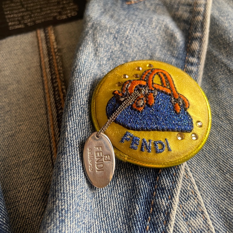Fendi 胸針/別針🧷適用包➰衣服➰帽子➰圍巾 💫加分配飾🧷正品🧷vintage-15