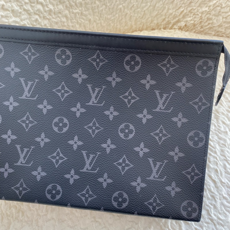 Lv 黑武士老花洗漱包-3