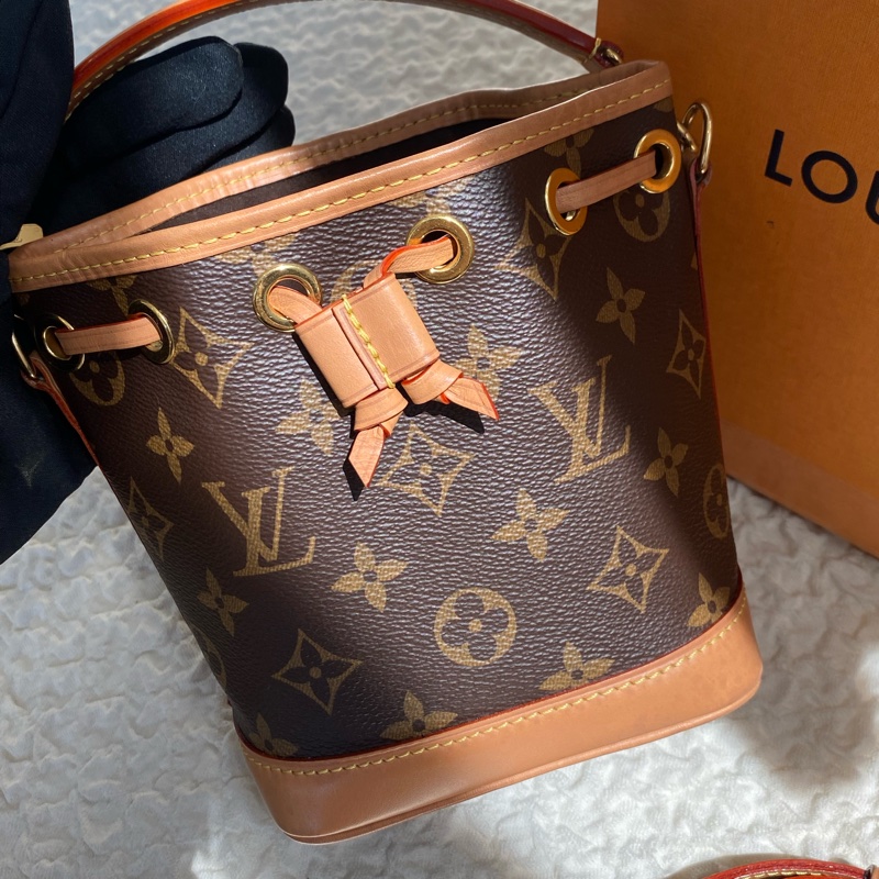 Lv nano noe 小水桶包-1