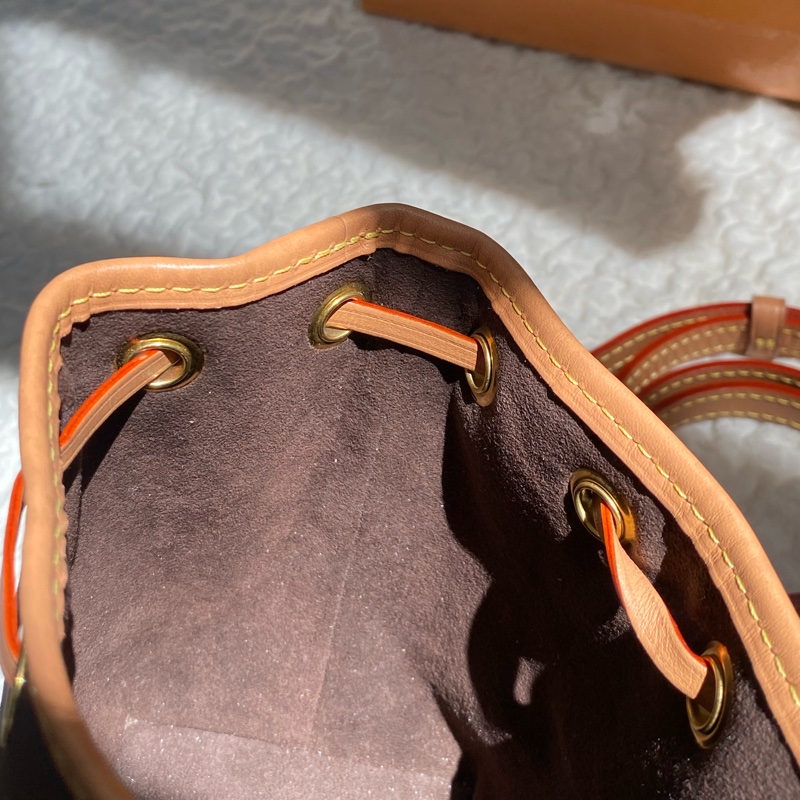 Lv nano noe 小水桶包-10