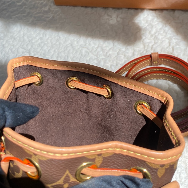 Lv nano noe 小水桶包-12