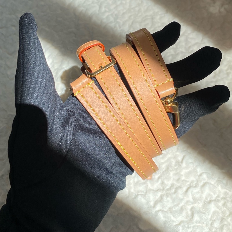 Lv nano noe 小水桶包-13