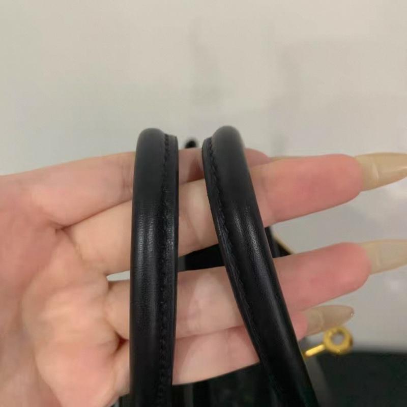 hermes愛馬仕 birkin25 黑金 Swift皮 C刻 有塵袋鎖頭鑰匙-14