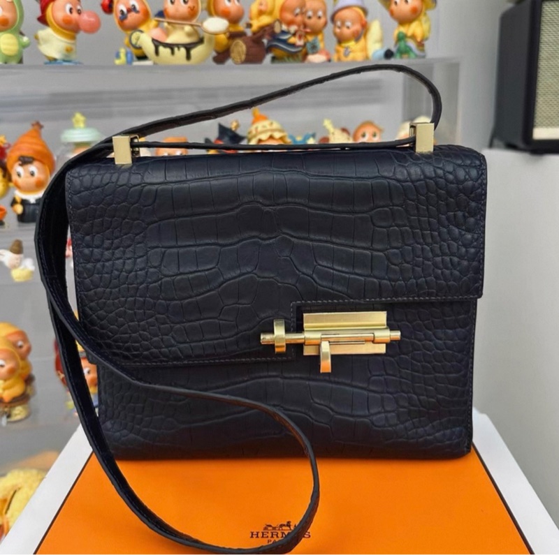 HERMES/愛馬仕 Verrou Chaine手槍包 金扣 黑色霧面方塊鰐魚皮手槍包插銷包 單肩斜挎包 迷你 D刻-0