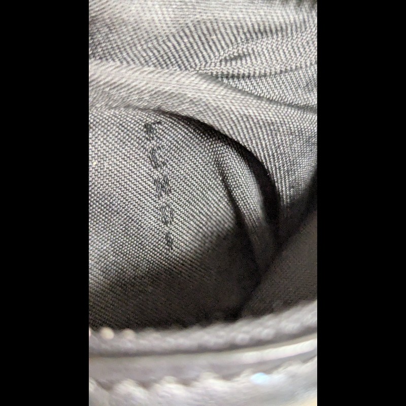 FENDI 男士 Corner Bugs 雙肩包,黑色和向日葵色 (7VZ042-A9ZB-F0R2A)-2