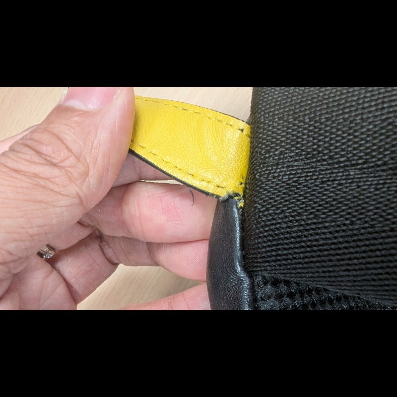 FENDI 男士 Corner Bugs 雙肩包,黑色和向日葵色 (7VZ042-A9ZB-F0R2A)-12