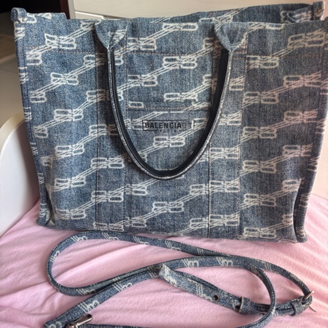 Balenciaga 牛仔托特包