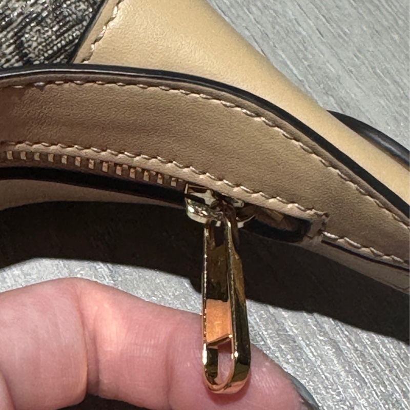 GUCCI半月mini腋下包-15