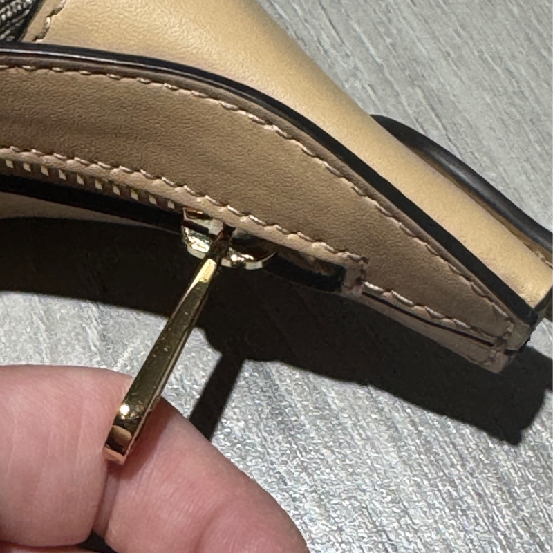 GUCCI半月mini腋下包-17