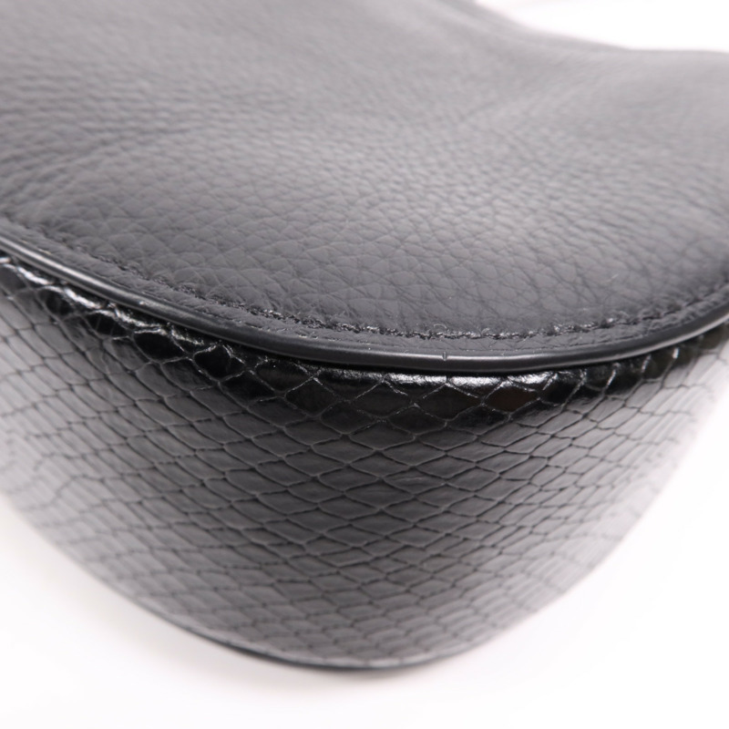 COACH 牛皮皮革Shoulder Bag銀扣肩背袋-6