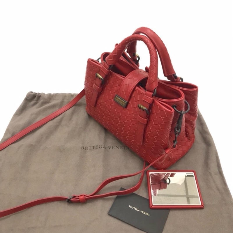 Bottega Veneta Roma red bag-1