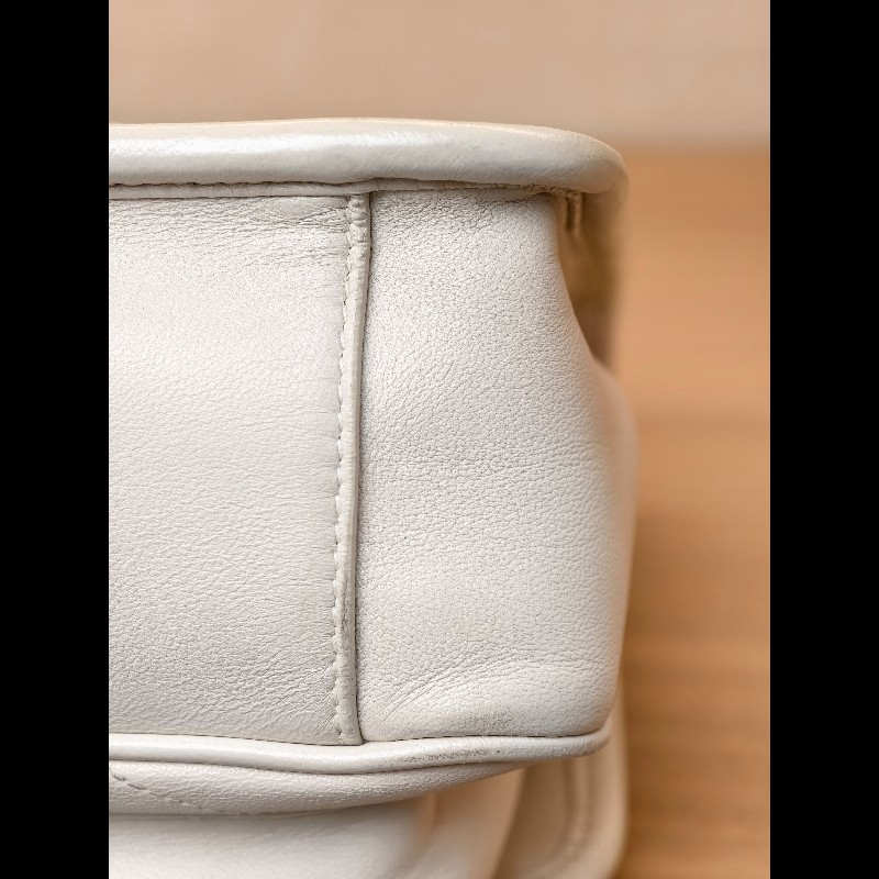 YSL聖羅蘭 Niki肩背斜背包 白色小號 D扣-30