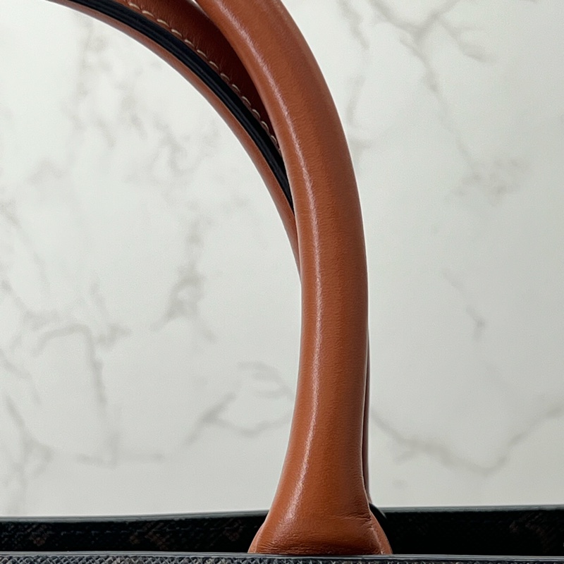 💗香緹國際精品💗 Celine 大號琴譜包-2