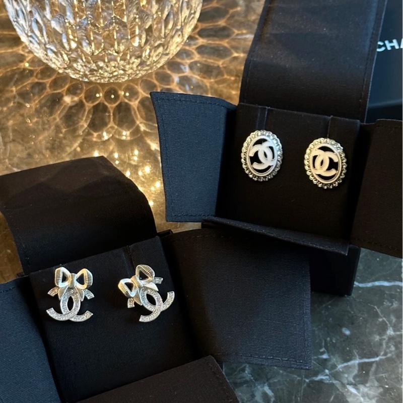 💖Chanel 白色 帶鑽 耳環💖 全新全配 稀有美款-1