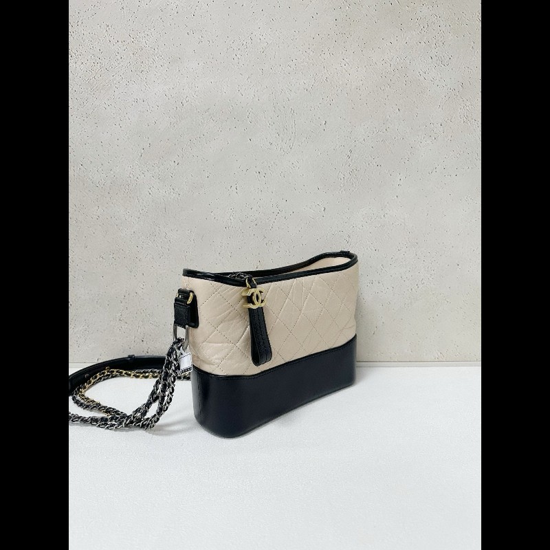 Chanel Gabrielle new medium-1