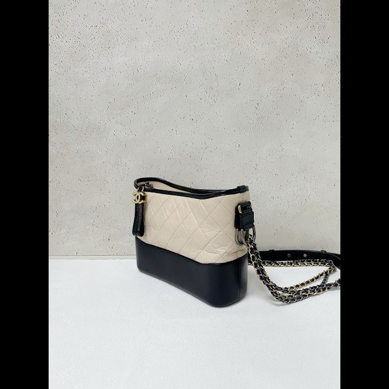 Chanel Gabrielle new medium-2