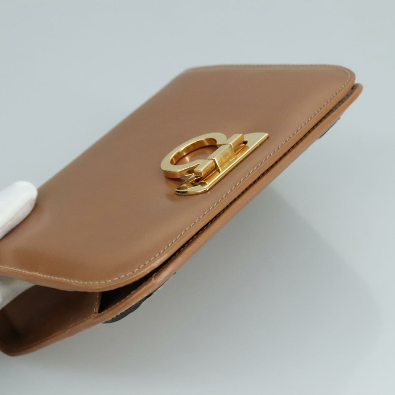 【日本直送】Salvatore Ferragamo Gancini 手拿包 皮革 棕色 金色 正品 90902-5