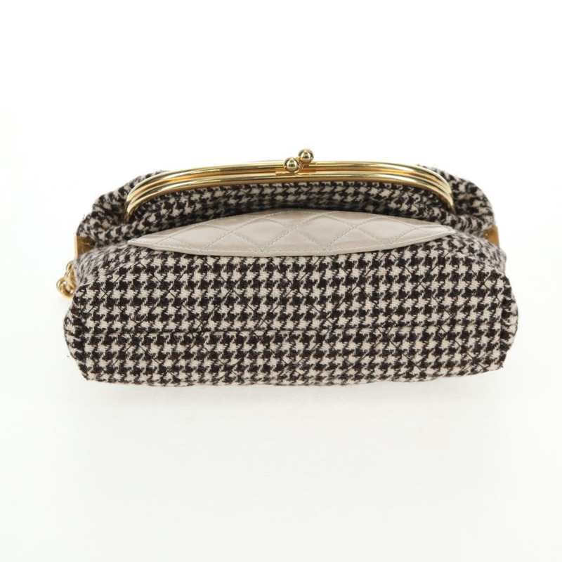 【日本直送】香奈兒 (CHANEL) Matelasse 鏈條肩背包，斜紋軟呢布料，米色，金色雙C標誌，貨號 140752V-4