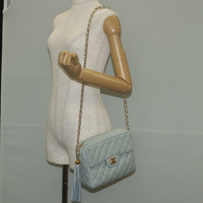 【日本直送】香奈兒 (CHANEL) 絎縫鏈條單肩包，羊皮材質，淺藍色，金色雙C標誌，貨號 140125V-28
