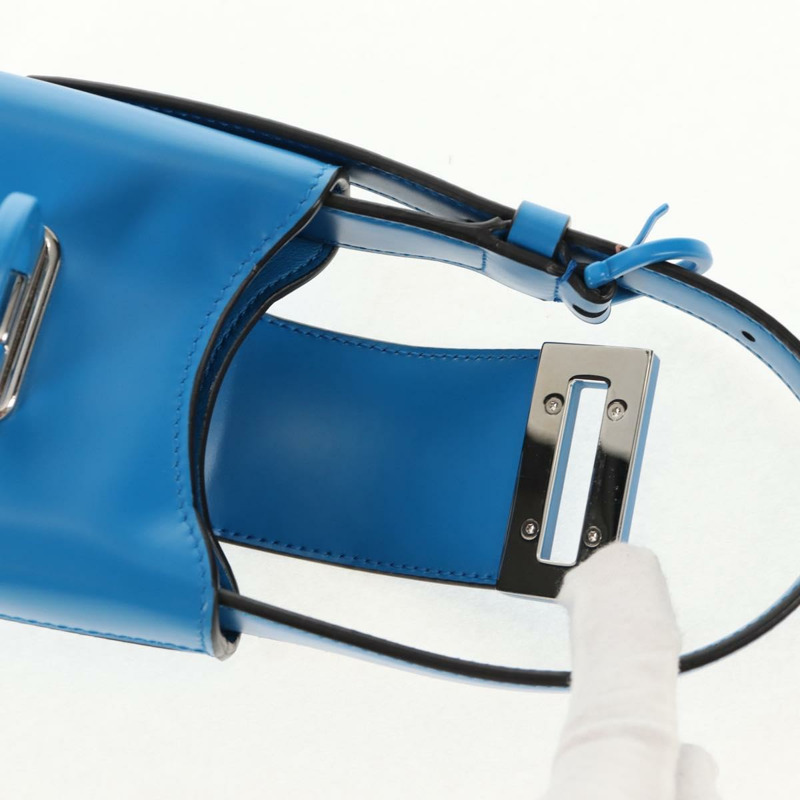 【日本直送】Salvatore Ferragamo Gancini Trifoglio 迷你手提包皮革藍色正品 145244M-18