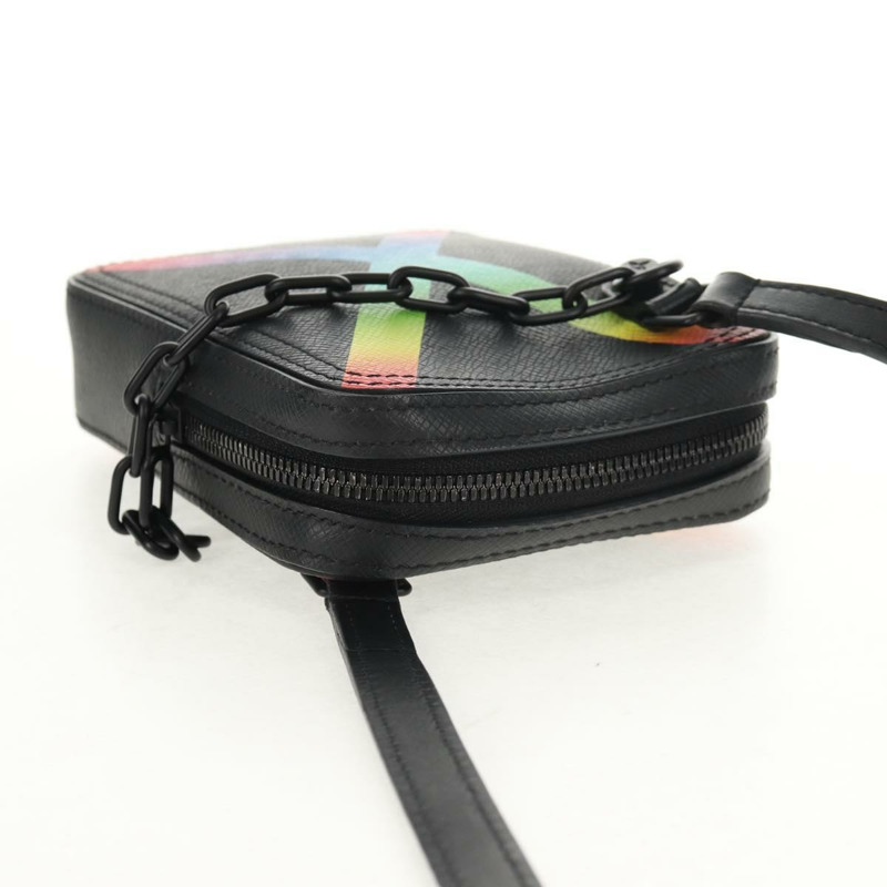 【日本直送】路易威登 Taiga Rainbow Danube 斜背包 黑色 M30332 LV 正品 146086M-5