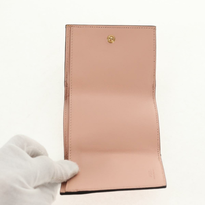 【日本直送】FENDI Zucca帆布三折皮夾 皮革 粉紅色 金飾 正品 BA6630M-9