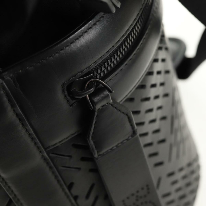 【日本直送】BOTTEGA VENETA 水桶單肩包，黑色打孔皮革，正品 BA6816M-18