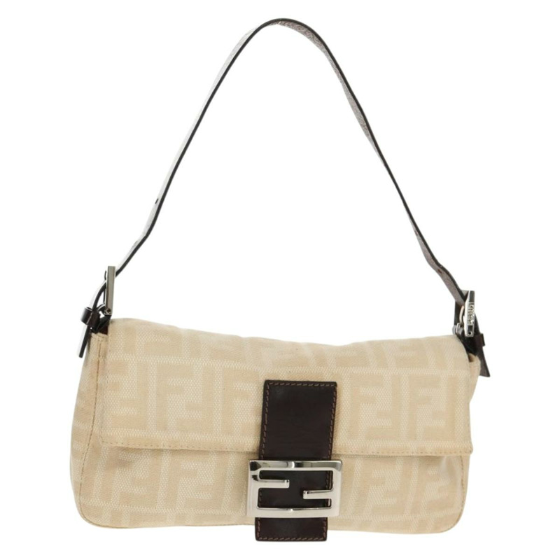 【日本直送】FENDI Zucca 帆布 Mamma Baguette 單肩包米色銀色正品 yk19721V-0