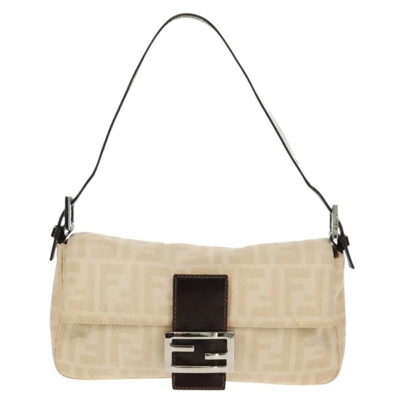 【日本直送】FENDI Zucca 帆布 Mamma Baguette 單肩包米色銀色正品 yk19721V-12