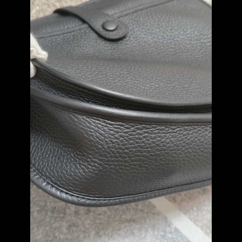 HERMES 愛馬仕黑色銀釦evelyne 29-10
