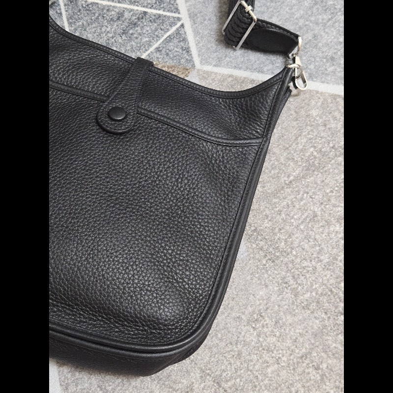 HERMES 愛馬仕黑色銀釦evelyne 29-13