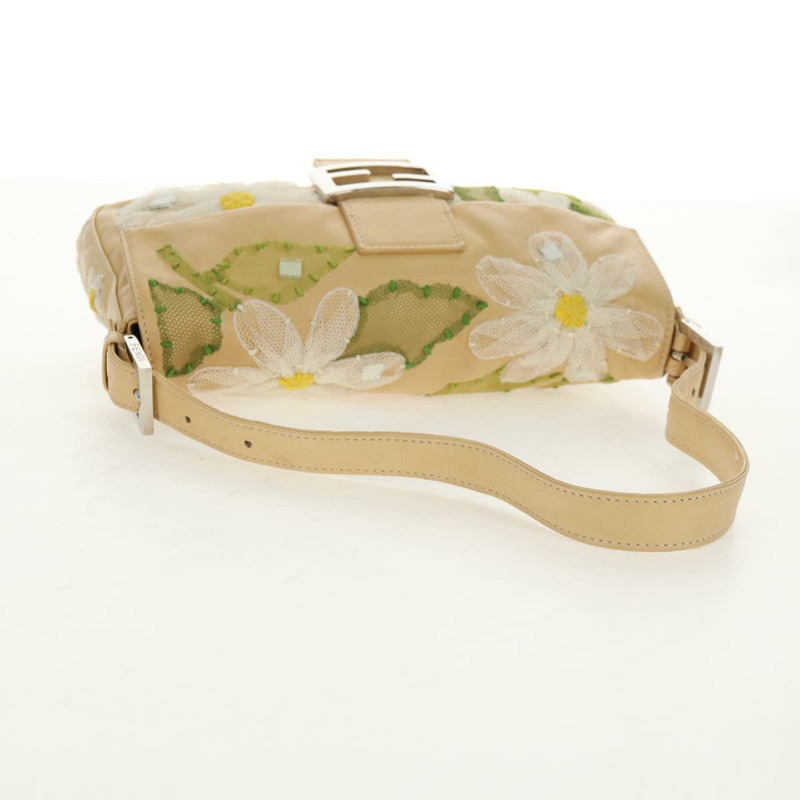 【日本直送】FENDI Flower Mamma Baguette 單肩包，皮革，米色/銀色，正品 yk19724V-7