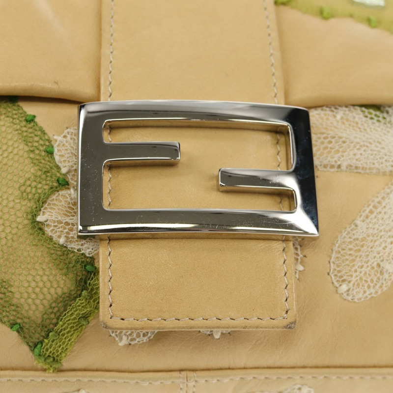 【日本直送】FENDI Flower Mamma Baguette 單肩包，皮革，米色/銀色，正品 yk19724V-18