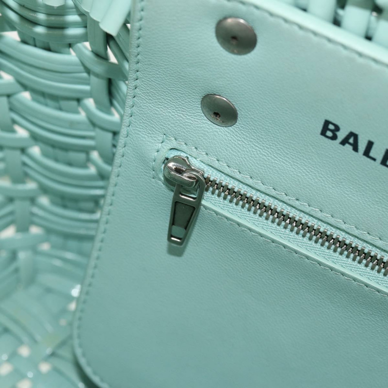 【日本直送】BALENCIAGA Bistro XS 手提包，橡膠材質，兩用，青檸綠/銀色，貨號 671342，正品號 147970V-25