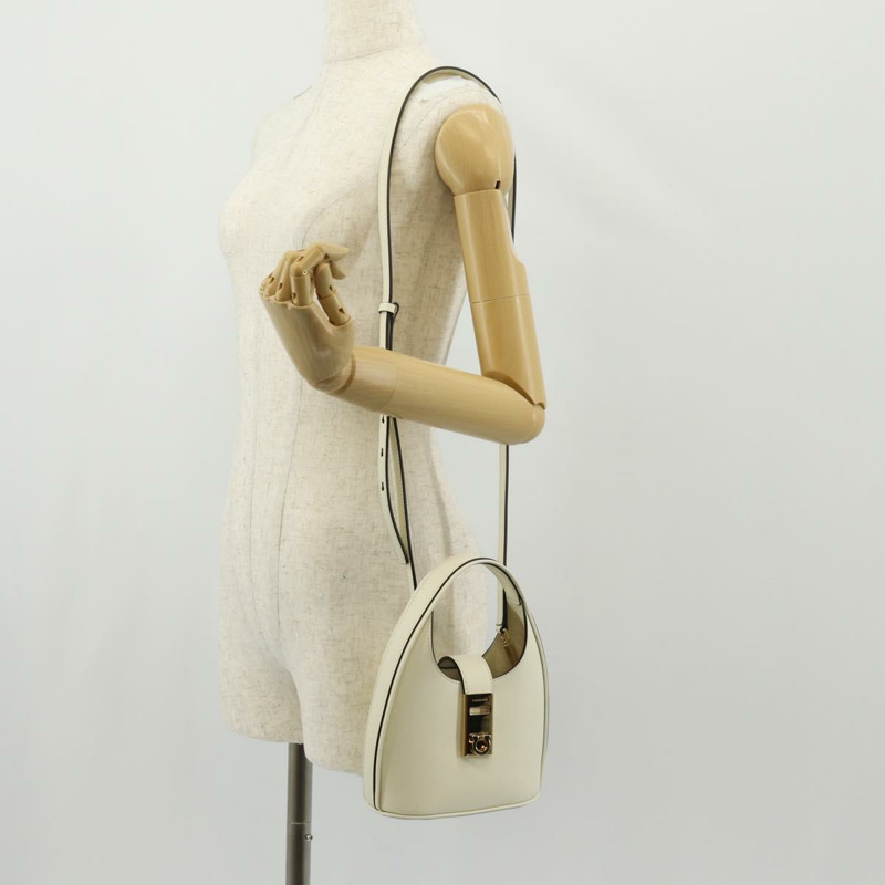 【日本直送】Salvatore Ferragamo Gancini 手提包 皮革 2way 白金 Auth 147514M-25