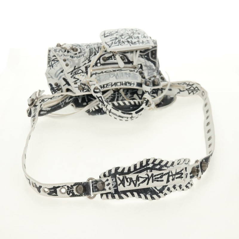 【日本直送】BALENCIAGA Neo Kagol XS 手提包 皮革 白色 銀色 700940 正品 136599M-7