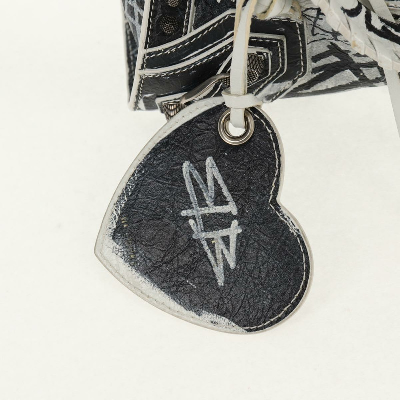 【日本直送】BALENCIAGA Neo Kagol XS 手提包 皮革 白色 銀色 700940 正品 136599M-21