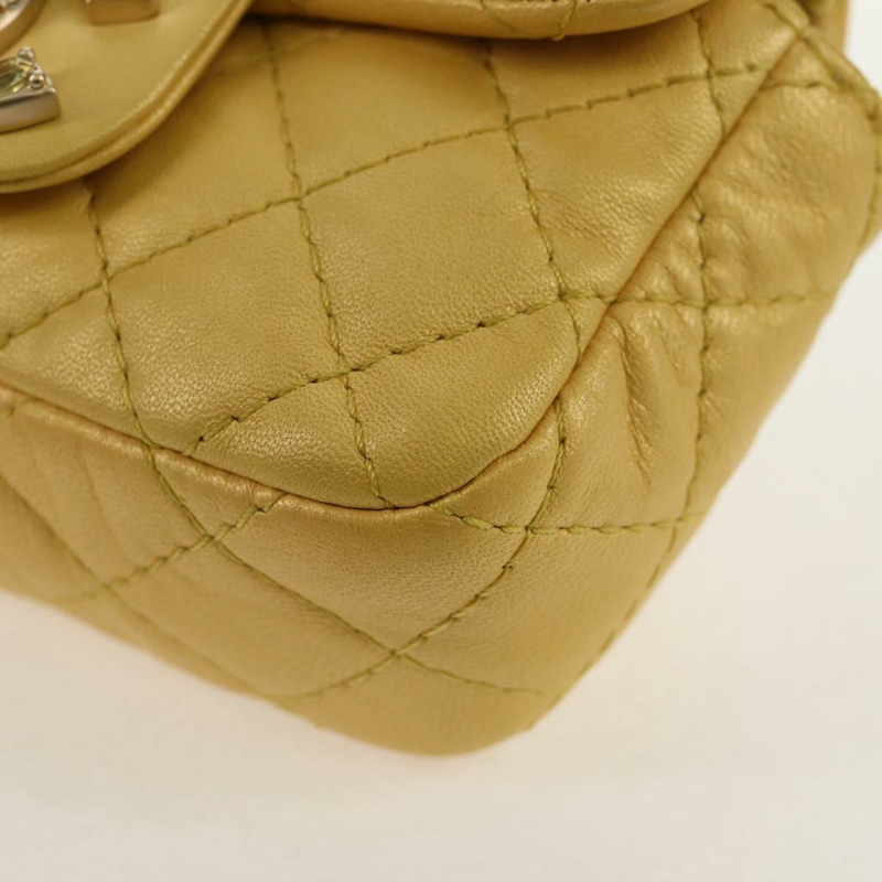 【日本直送】香奈兒鏈條絎縫肩背包，皮革材質，金色，CC標誌，正品編號140358M-15